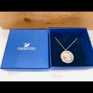 Swarovski Beautiful necklace!